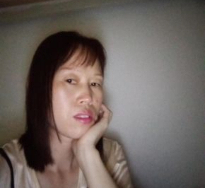枫叶的第一张照片--东莞闪婚服务中心